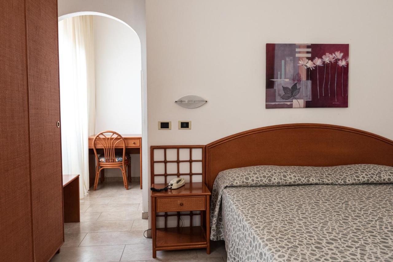 Hotel Il Delfino San Vincenzo Exteriér fotografie