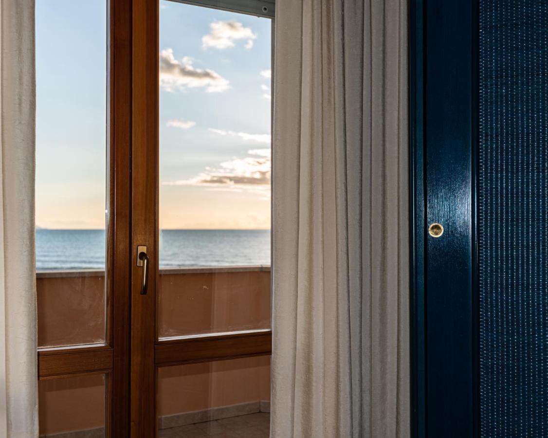 Hotel Il Delfino San Vincenzo Exteriér fotografie