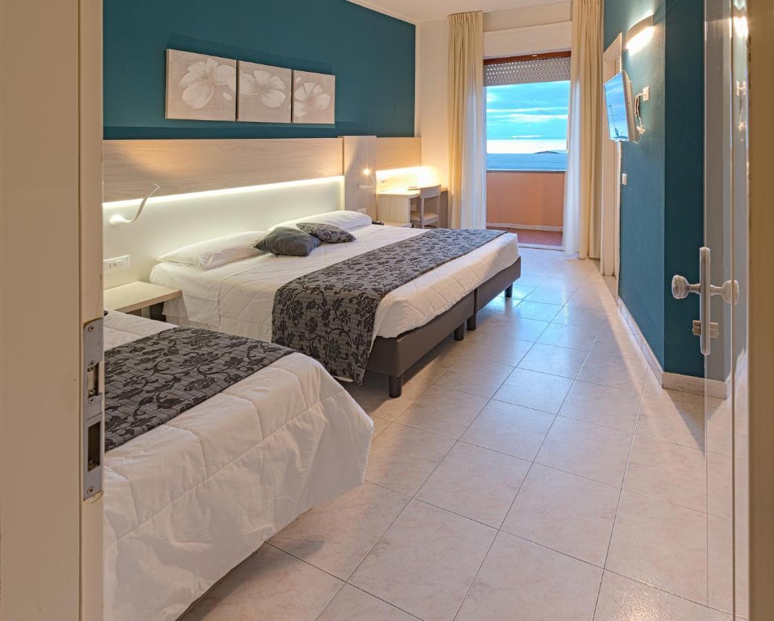 Hotel Il Delfino San Vincenzo Exteriér fotografie