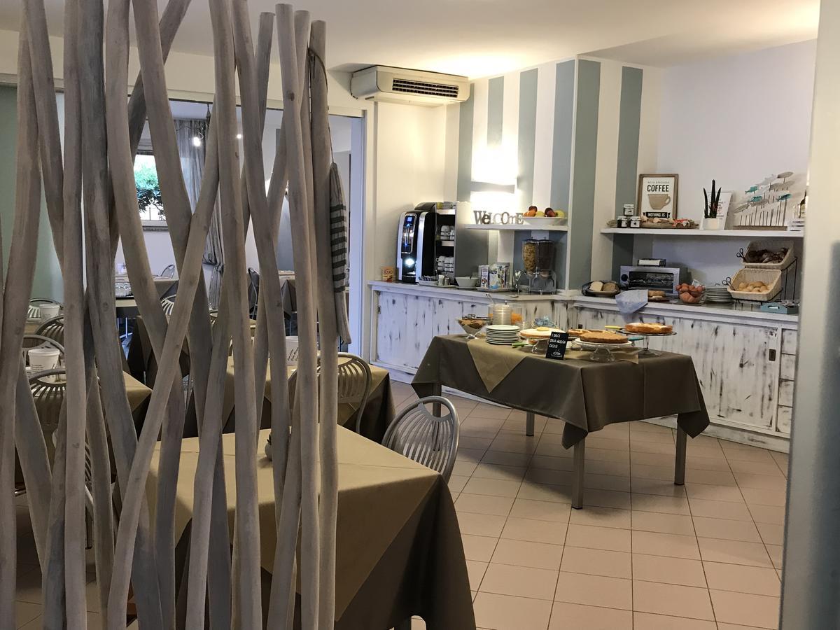Hotel Il Delfino San Vincenzo Exteriér fotografie